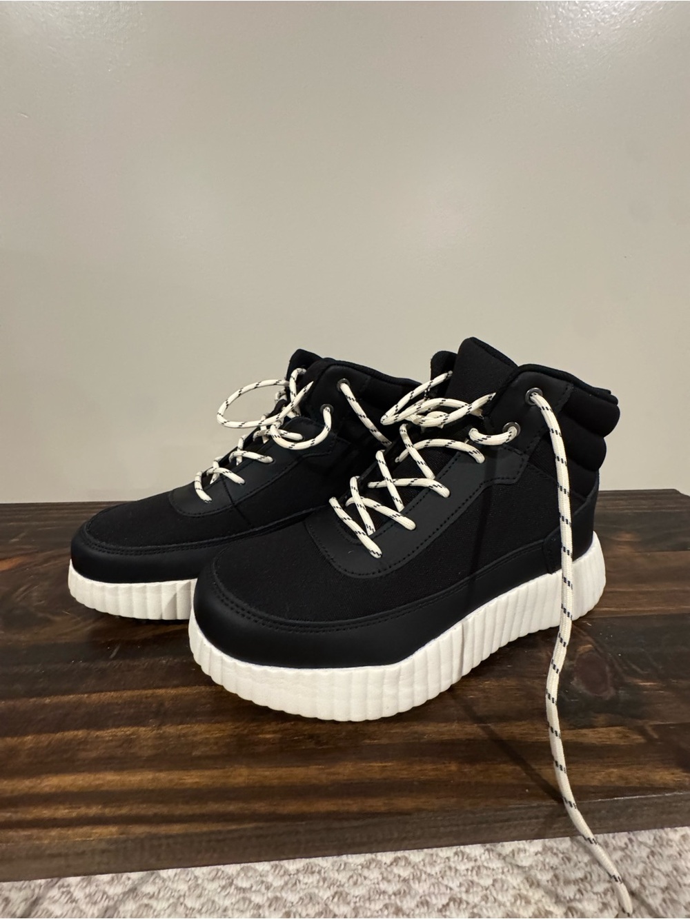 Universal Thread Black Lace-Up Platform Boots with White Soles